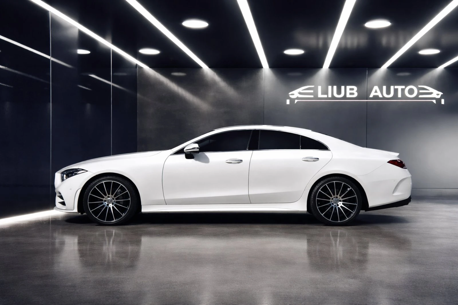 Mercedes-Benz CLS 400 CARBON/ОБДУХВАНЕ/ДИСТРОНИК/360/HEAD UP/KEYLESS/, снимка 8 - Автомобили и джипове - 54602497