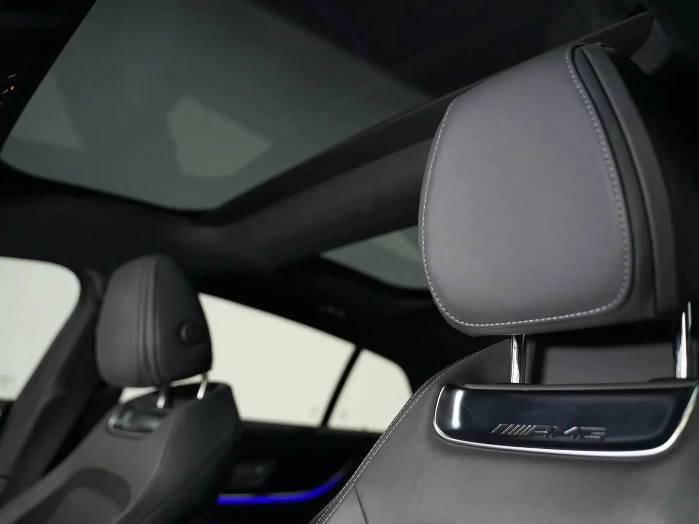 Mercedes-Benz AMG GT 53 | AMG | PREMIUM REAR PKG | BURMESTER | PANO, снимка 7 - Автомобили и джипове - 54850832