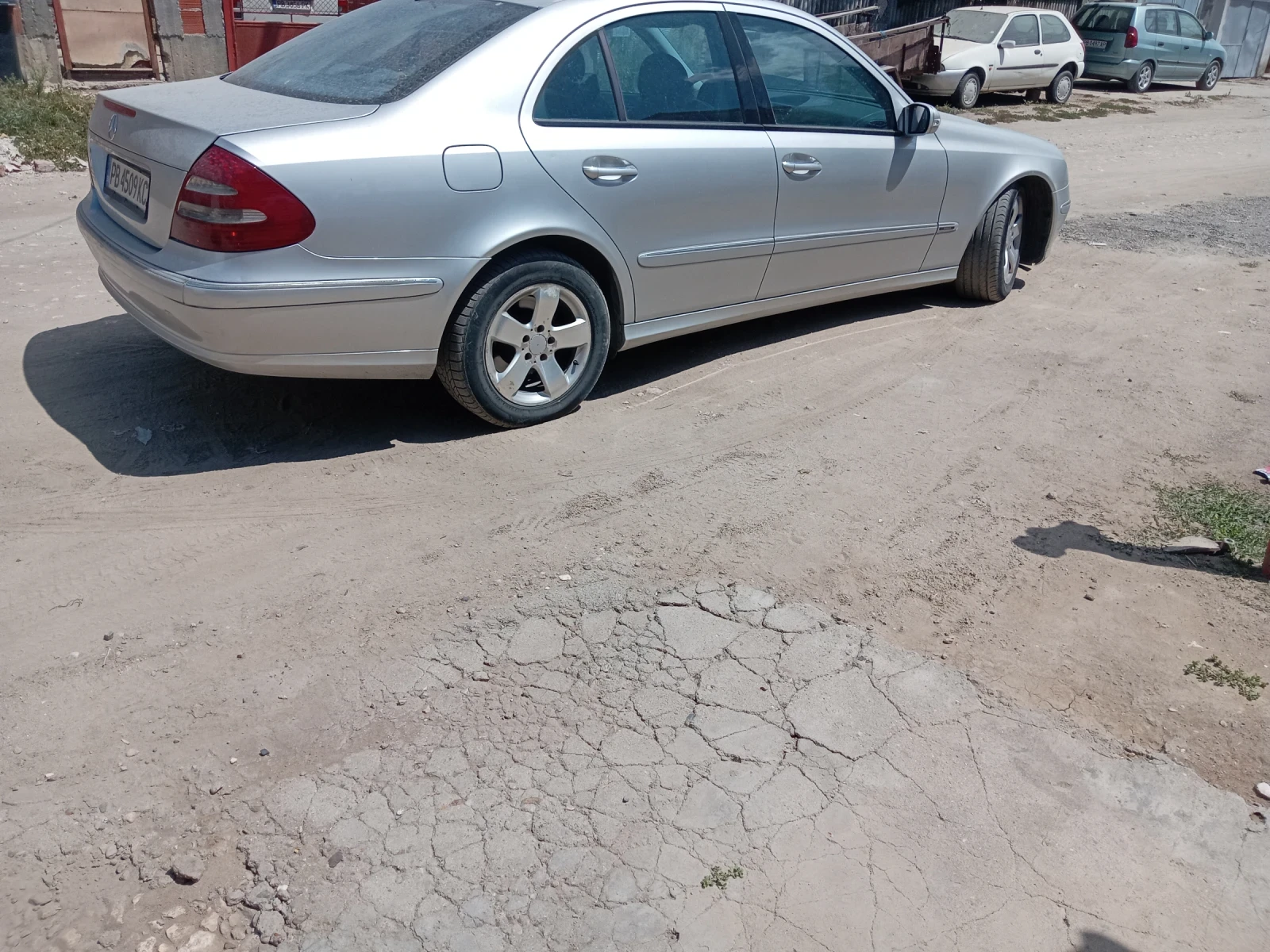 Mercedes-Benz E 220 | Mobile.bg � ����������� 2