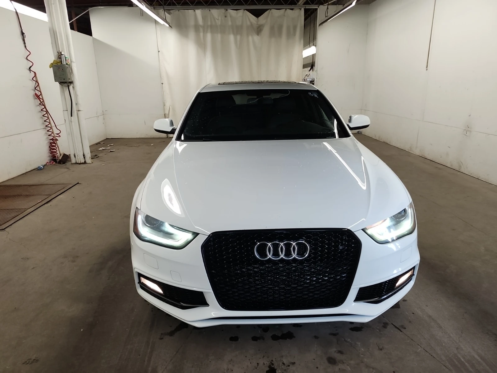 Audi A4 KOMFORT PLUS, снимка 3 - Автомобили и джипове - 54992474