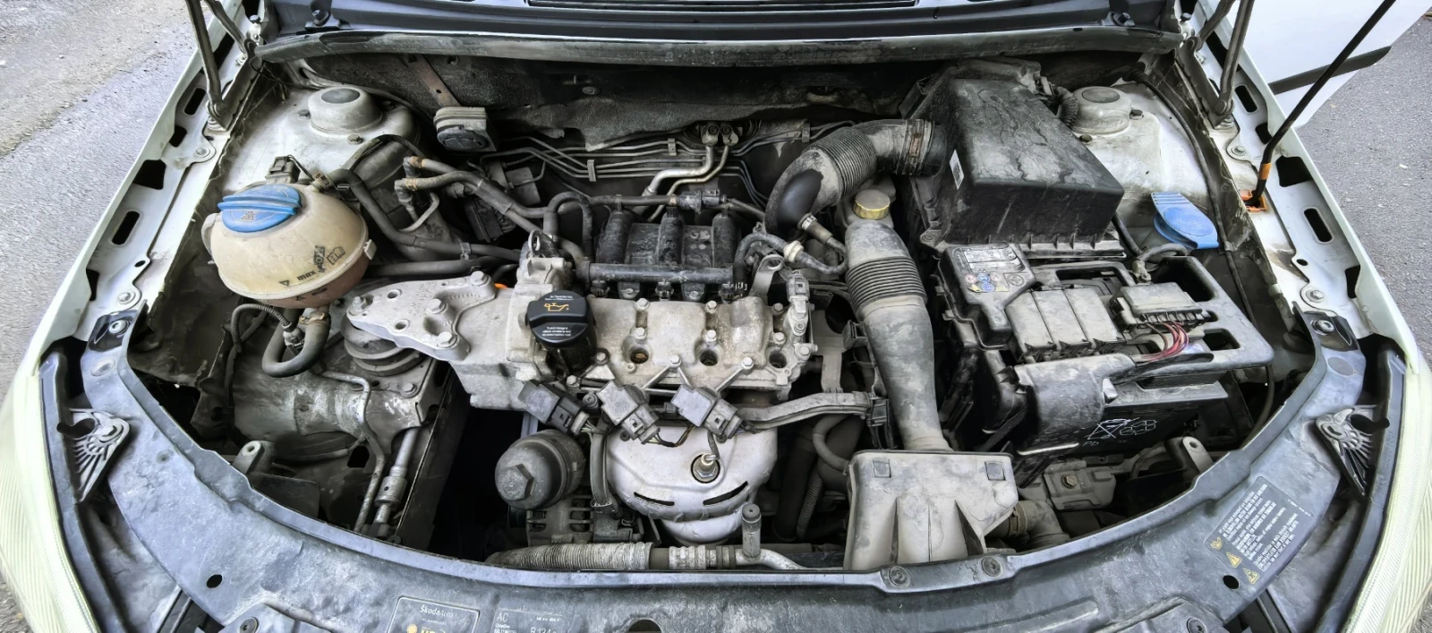 Skoda Fabia, снимка 8 - Автомобили и джипове - 55094535