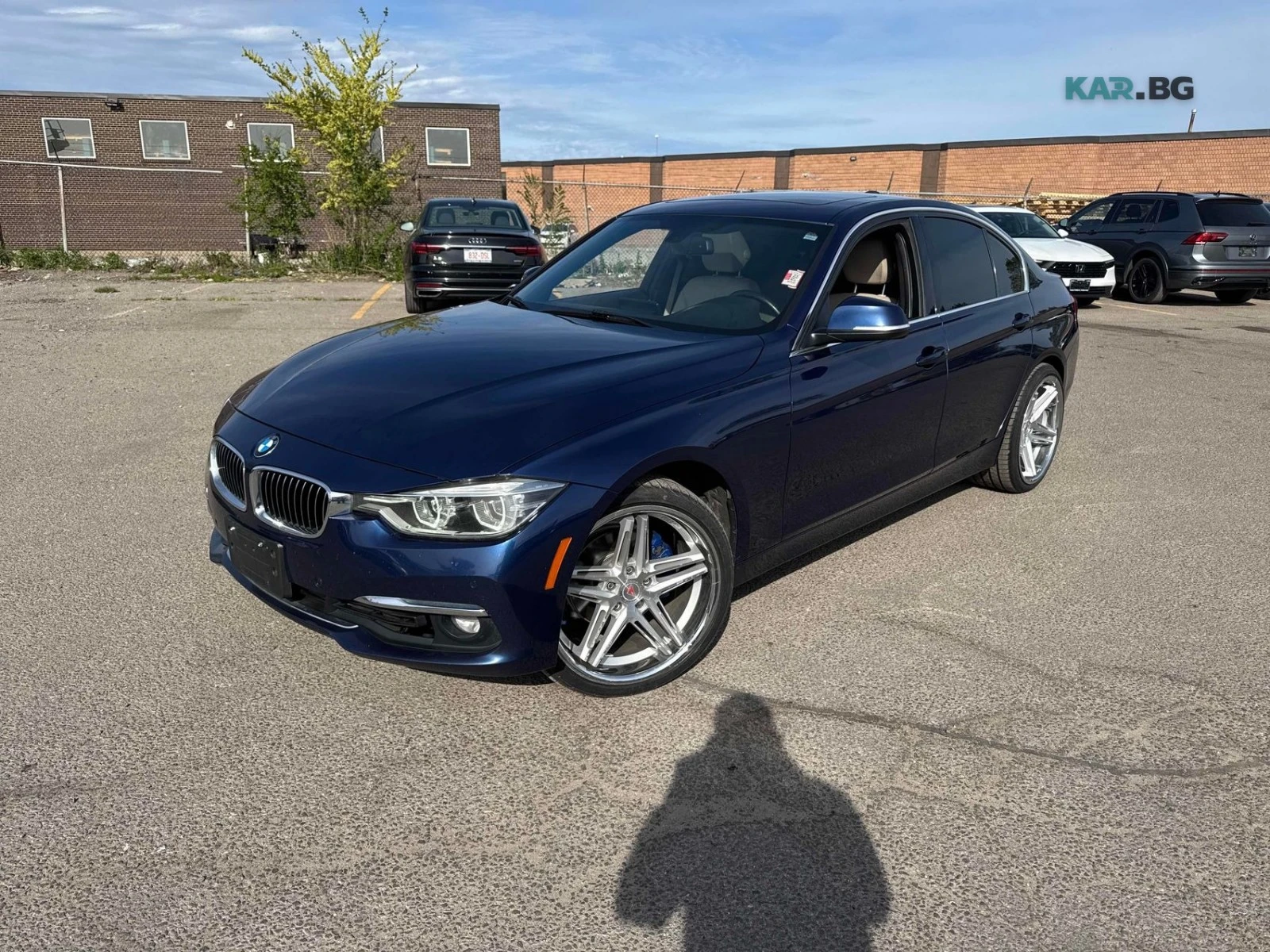 BMW 330 xDrive * Pano * Keyless * АвтоКредит * ЦЕНА ДО БГ