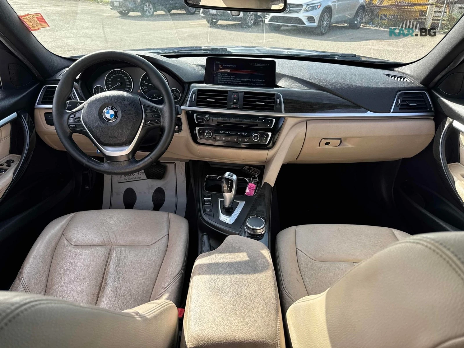BMW 330 xDrive * Pano * Keyless * АвтоКредит * ЦЕНА ДО БГ, снимка 11 - Автомобили и джипове - 55107293