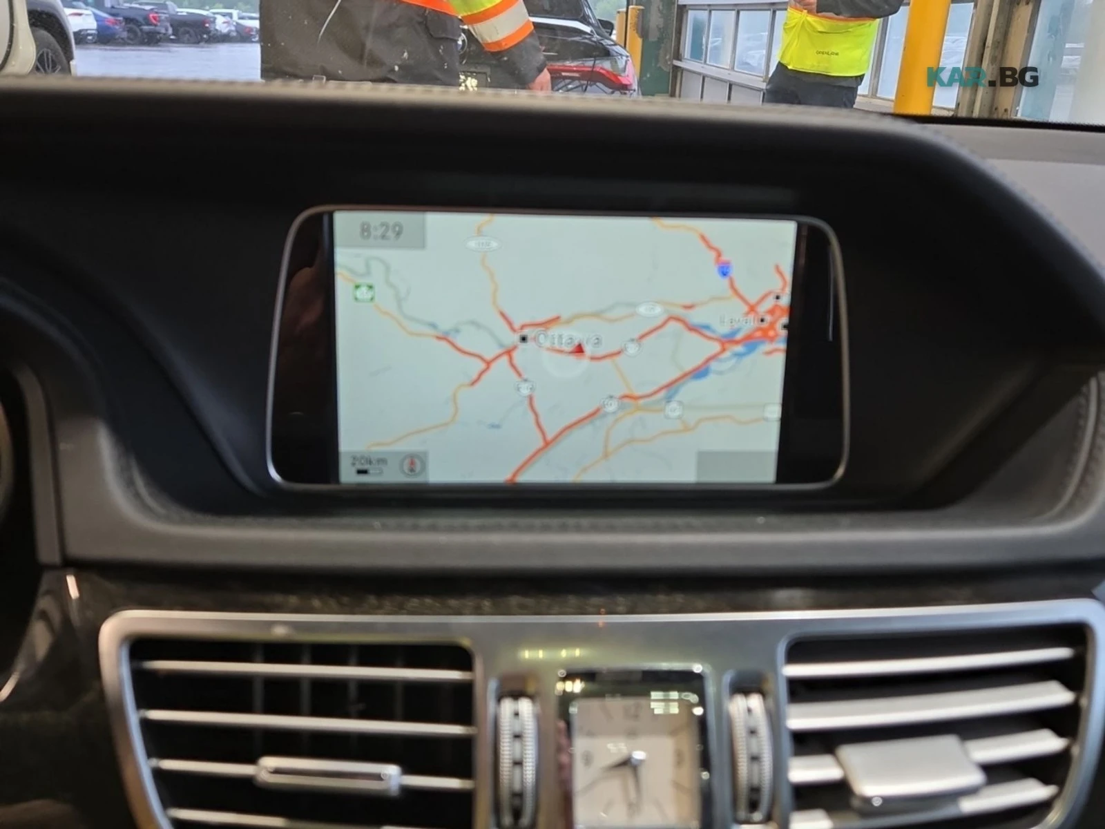 Mercedes-Benz E 500 E 550 * AвтоКредит * (ЦЕНА ДО БГ), снимка 14 - Автомобили и джипове - 55117123