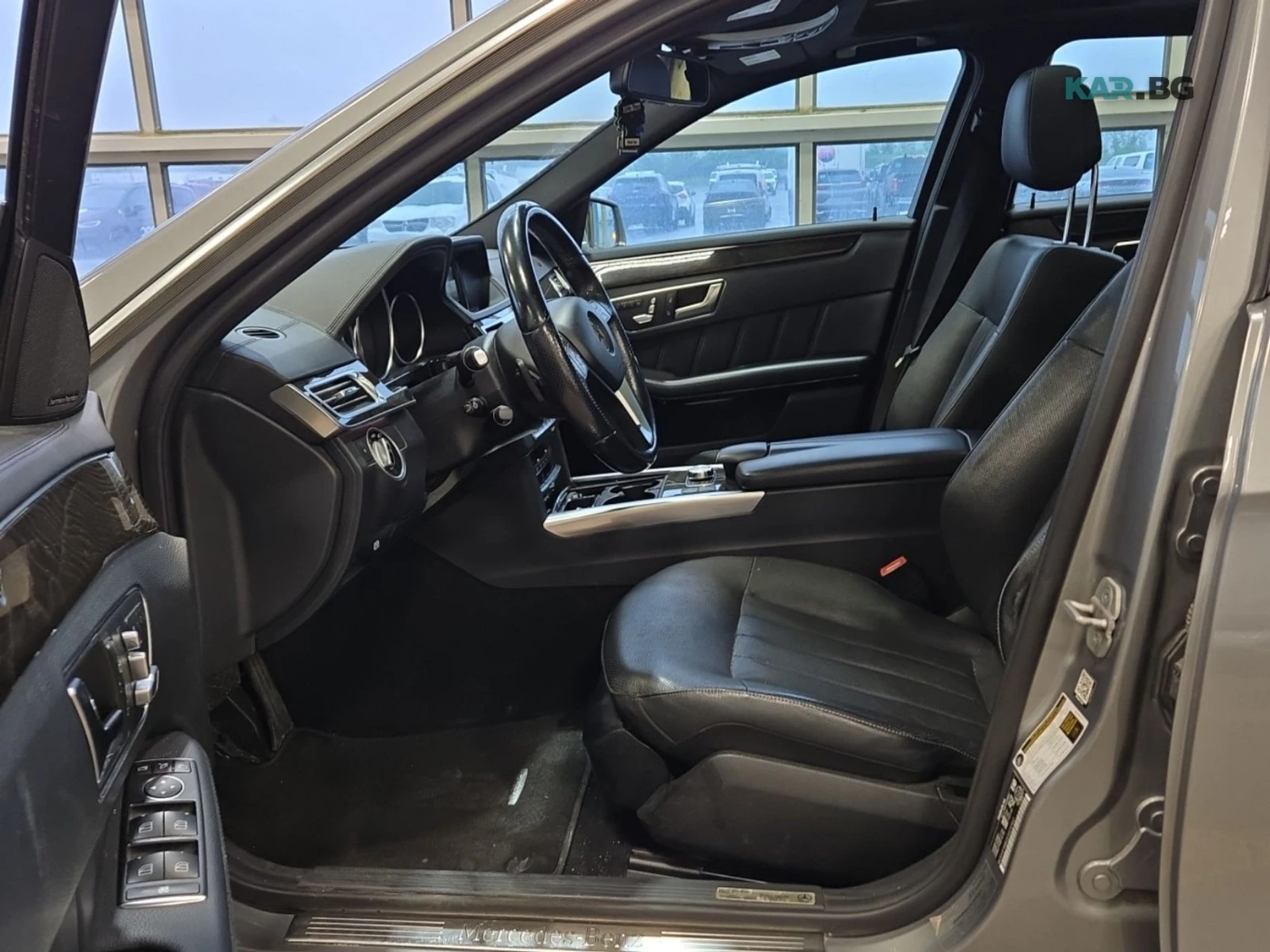 Mercedes-Benz E 500 E 550 * AвтоКредит * (ЦЕНА ДО БГ), снимка 10 - Автомобили и джипове - 55117123