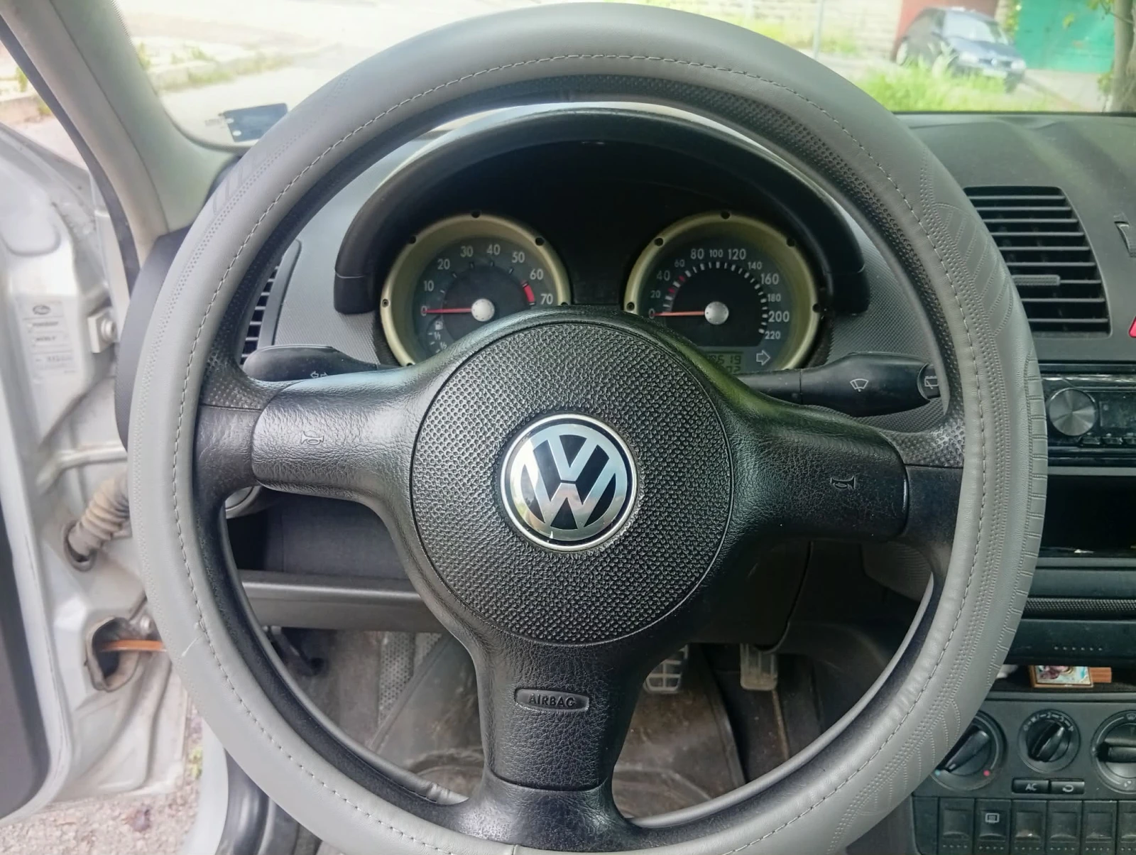 VW Polo, снимка 6 - Автомобили и джипове - 55499132