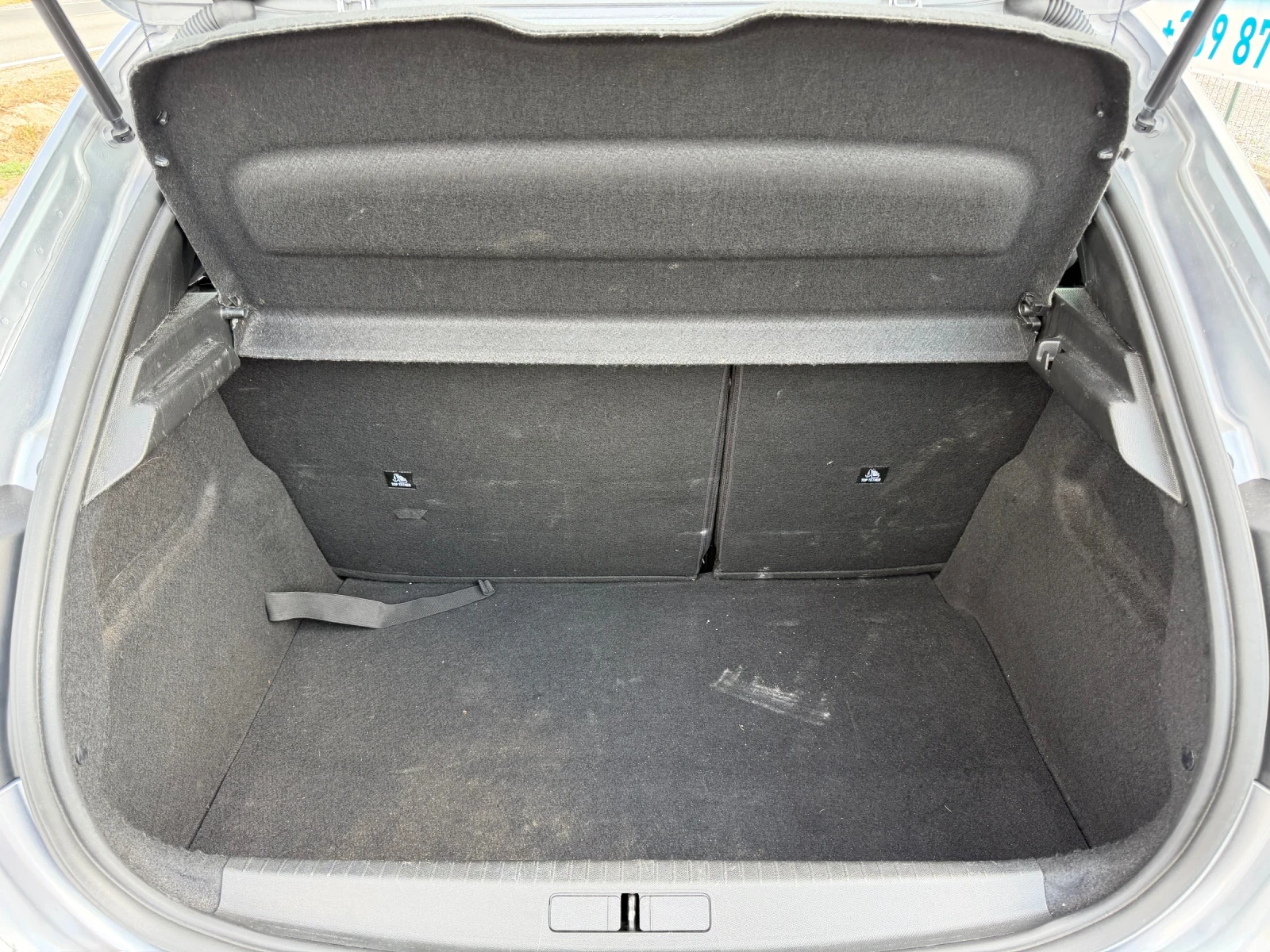 Peugeot 208 1.2 puretech, снимка 6 - Автомобили и джипове - 55543142