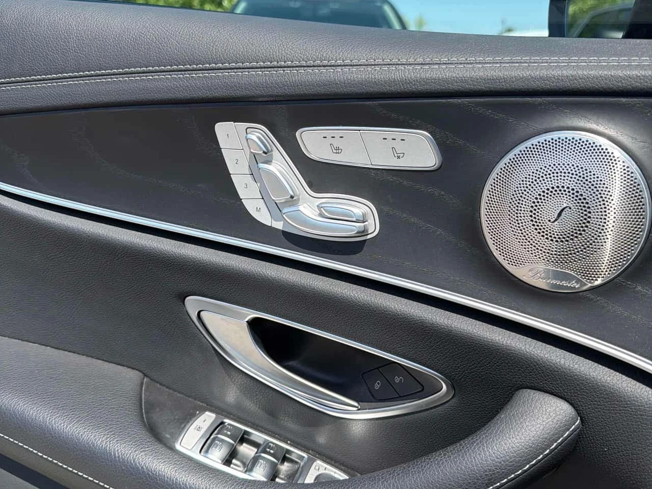 Mercedes-Benz E 350 AMG Line * CARFAX * Без инциденти * , снимка 11 - Автомобили и джипове - 55551791