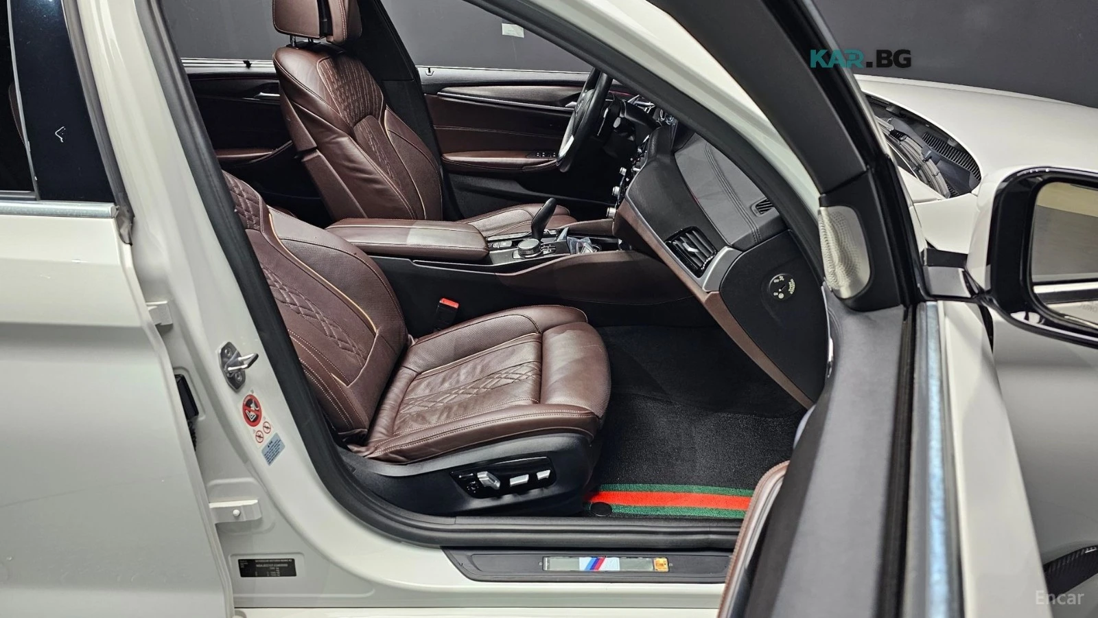 BMW 530 M SPORT PLUS* HUD* 360* КОЖА* НАВИ* ПАНО, снимка 8 - Автомобили и джипове - 55797825
