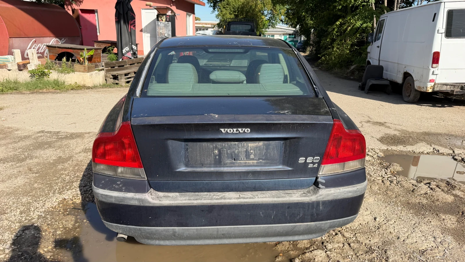 Volvo S60 2.4, снимка 3 - Автомобили и джипове - 56213277