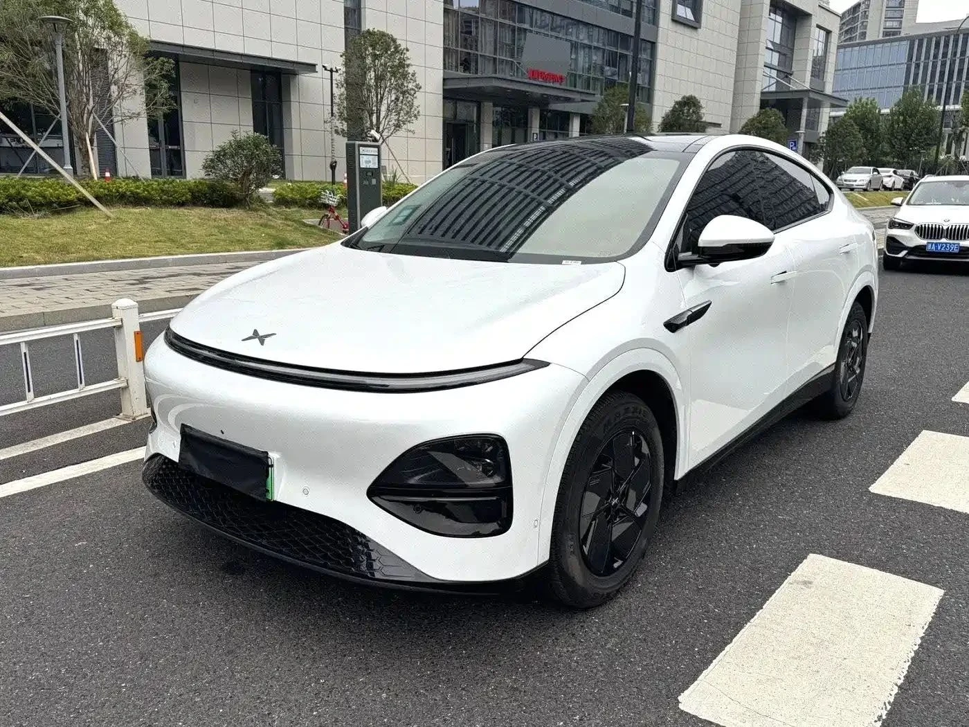 Xpeng G6, снимка 3 - Автомобили и джипове - 56690057