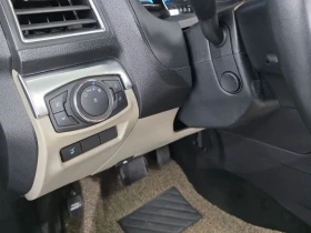 Ford Explorer 2.3 AWD, снимка 15