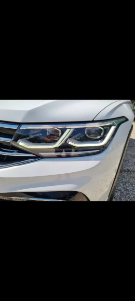 VW Tiguan 2.0TDI R Line Digital LED Distr Keyless 19 дж - 46900 лв. / 23979.59 € - 95111619 16