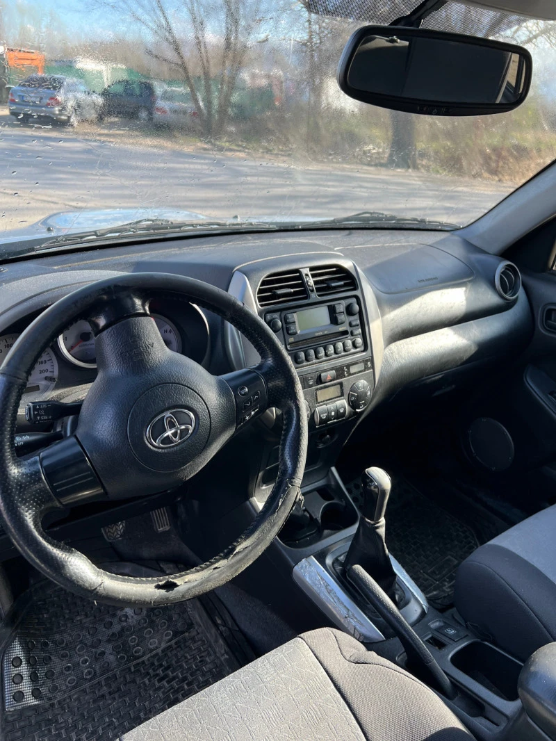 Toyota Rav4 2.0D4D фейслифт , снимка 6 - Автомобили и джипове - 44451252