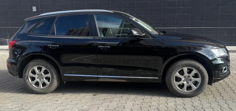 Audi Q5 2.0TDI, снимка 9 - Автомобили и джипове - 49218103