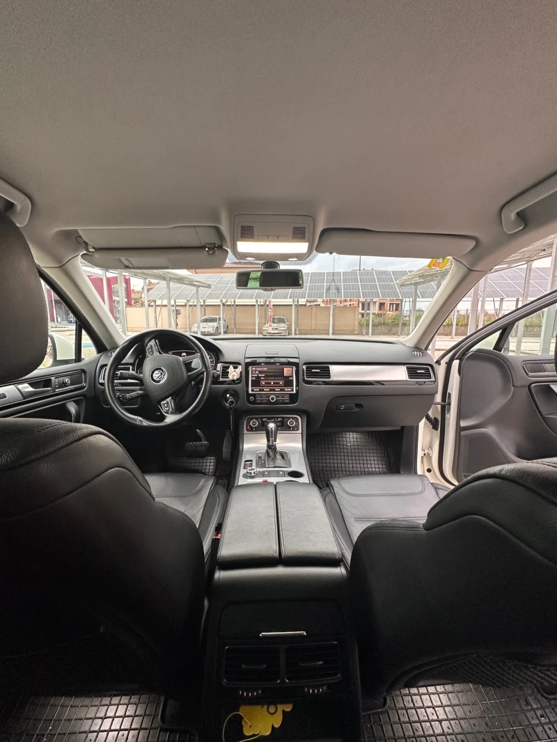 VW Touareg 3.0 TDI 240 HP, снимка 8 - Автомобили и джипове - 52886525