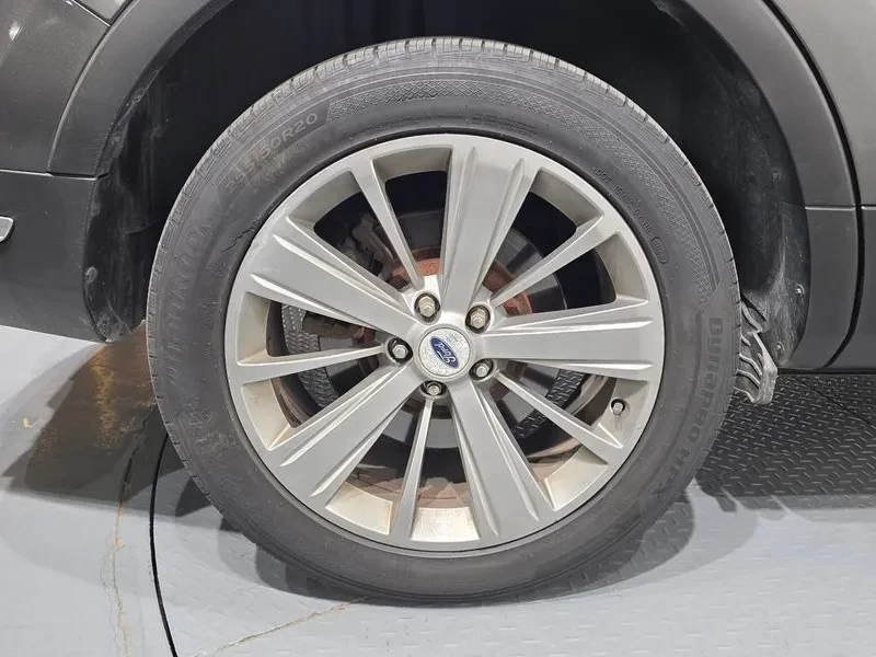 Ford Explorer 2.3 AWD, снимка 5 - Автомобили и джипове - 54351540