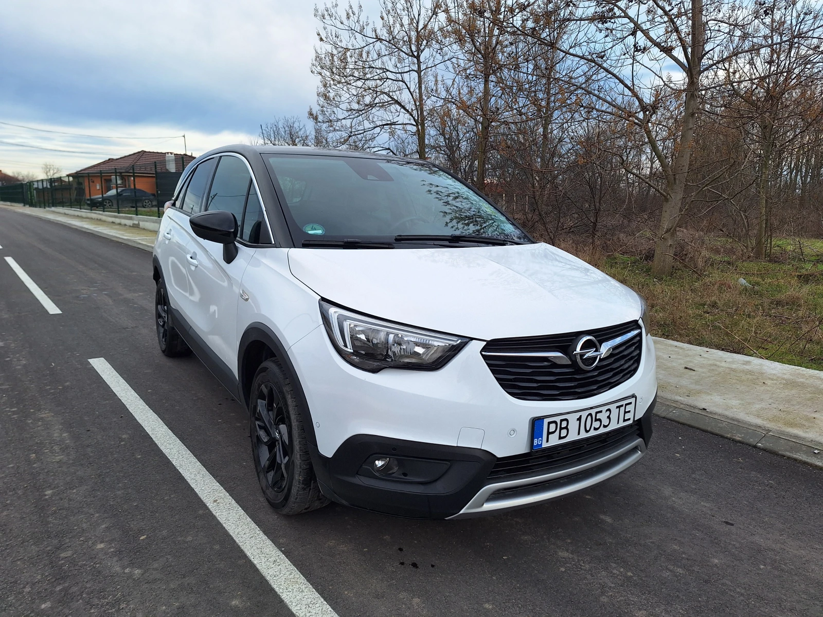 Opel Crossland X 1.2, снимка 1