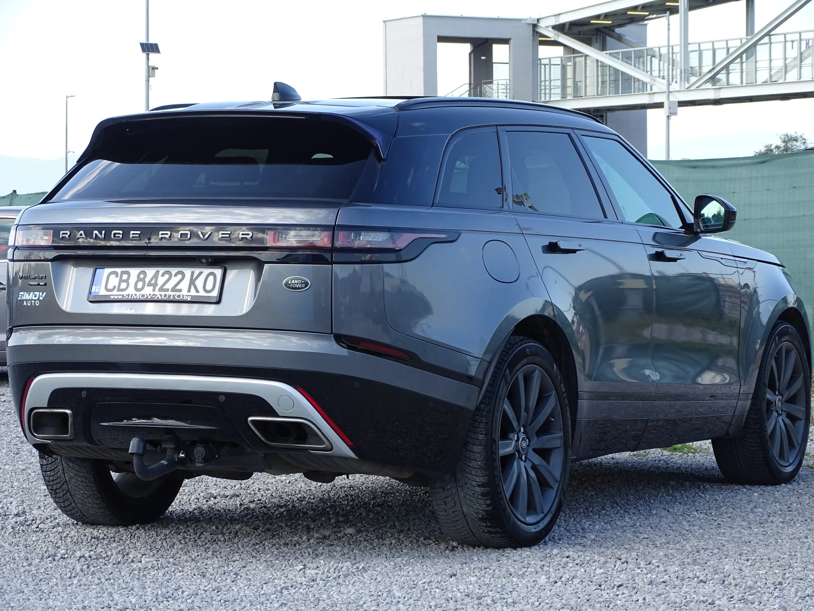 Land Rover Range Rover Velar R-DYNAMIC 3.0D 300КС. ПАНОРАМА, APPLE CAR PLAY - изображение 2
