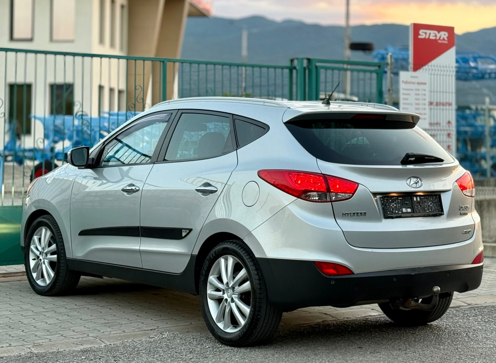 Hyundai IX35 2.0CRDi~136hp~4x4~KeylessGo - изображение 7