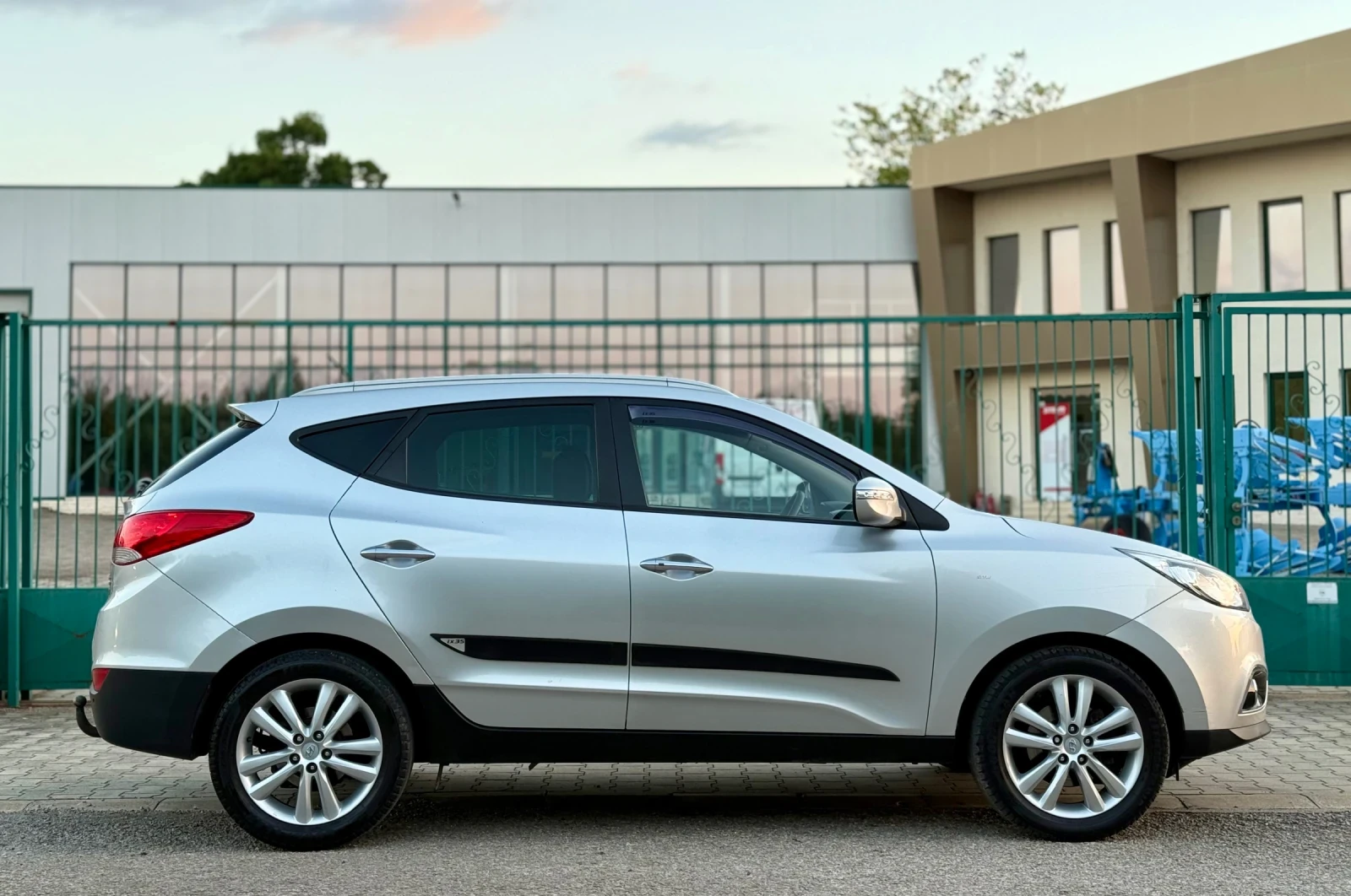 Hyundai IX35 2.0CRDi~136hp~4x4~KeylessGo - изображение 4