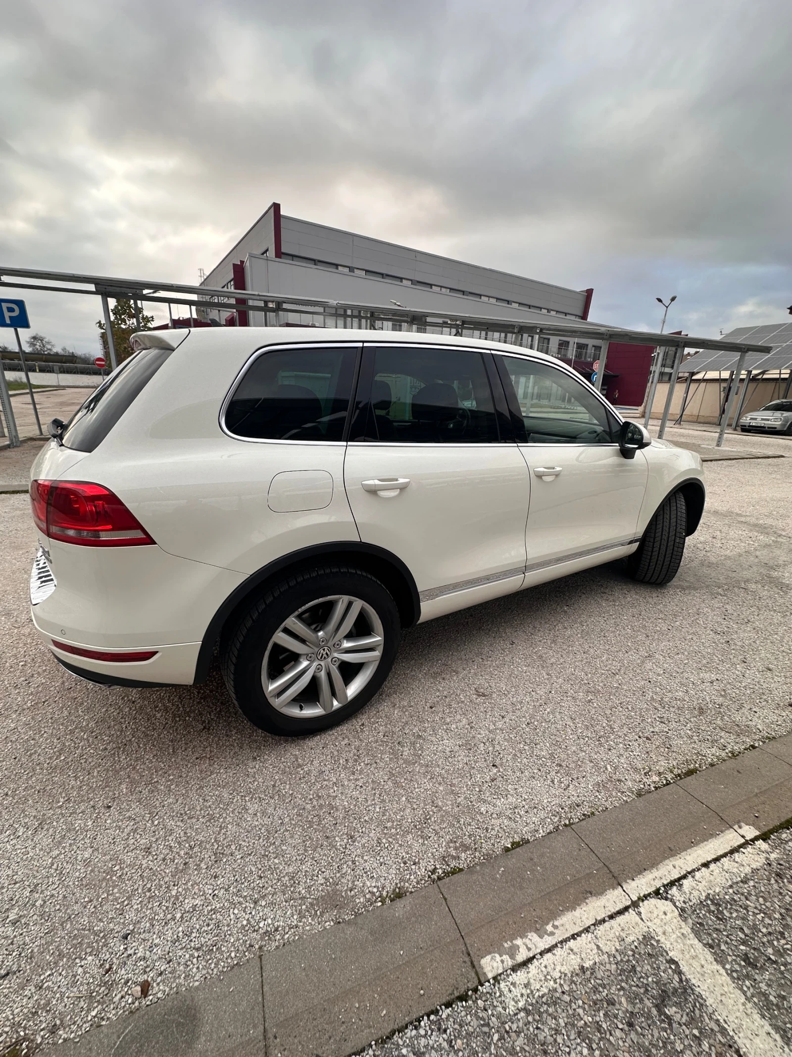 VW Touareg 3.0 TDI 240 HP - изображение 6