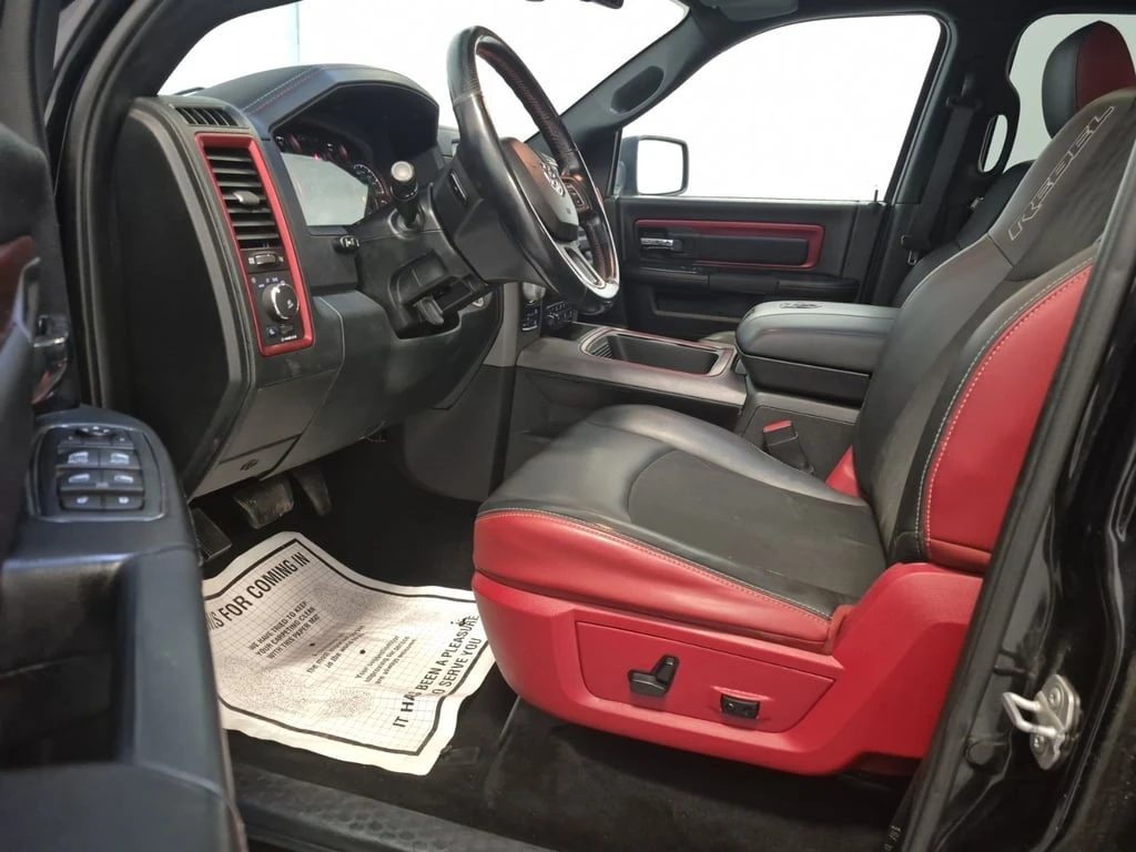 Dodge RAM 1500 * REBEL CREW CAB SHORT BED * CARFAX *  - изображение 6