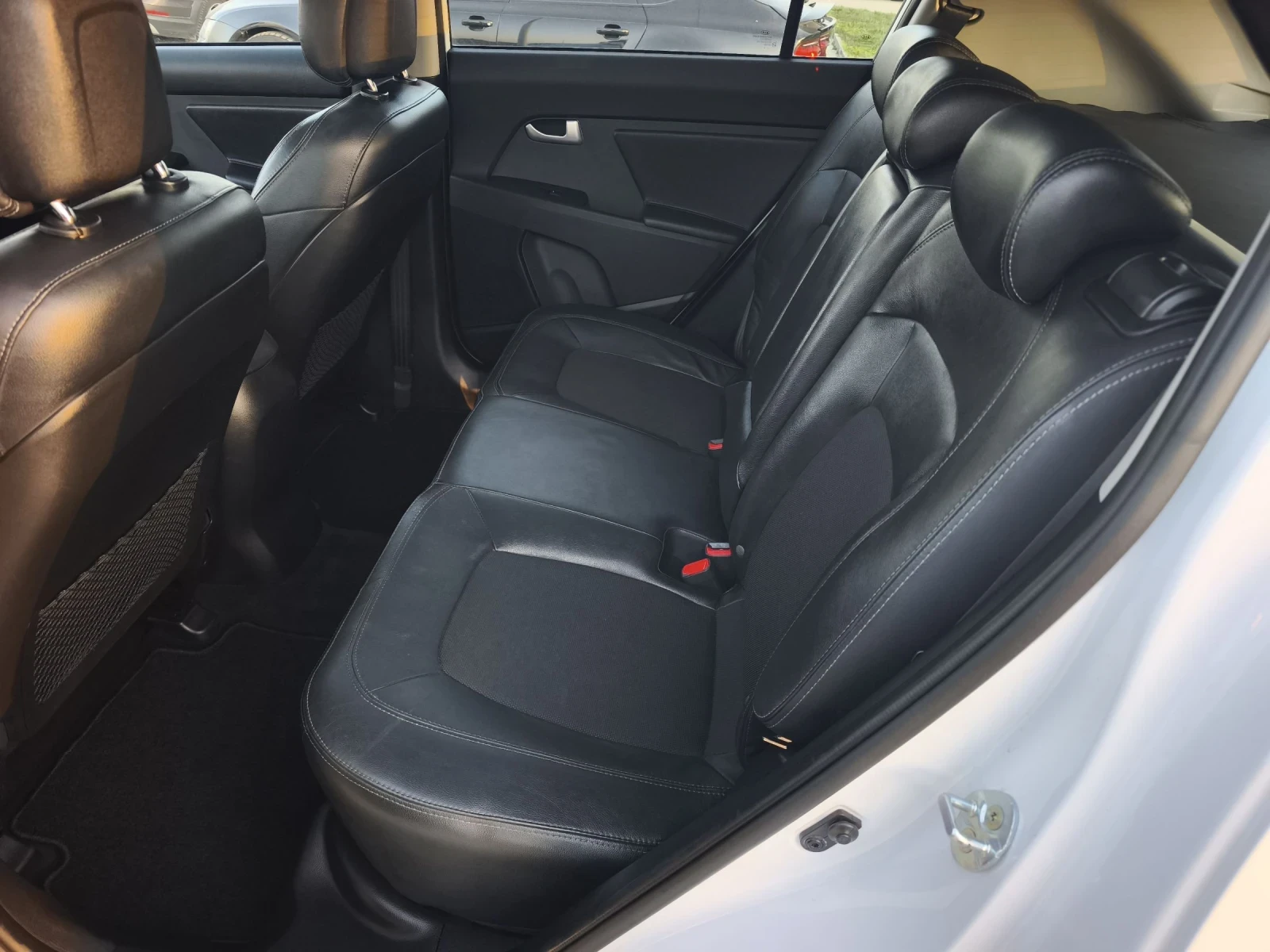 Kia Sportage 2.0CRDI 4X4 FACE REBEL FULL SERVICE NEW !!! - изображение 10