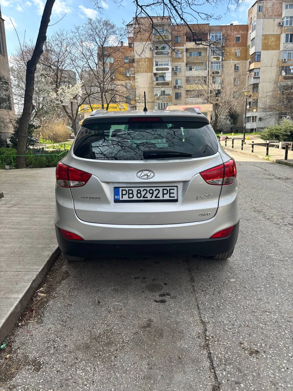 Hyundai IX35, снимка 4 - Автомобили и джипове - 53980942