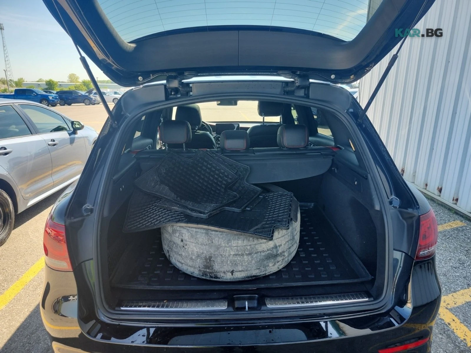 Mercedes-Benz GLC 43 AMG * AвтоКредит * (ЦЕНА ДО БГ), снимка 5 - Автомобили и джипове - 54825436