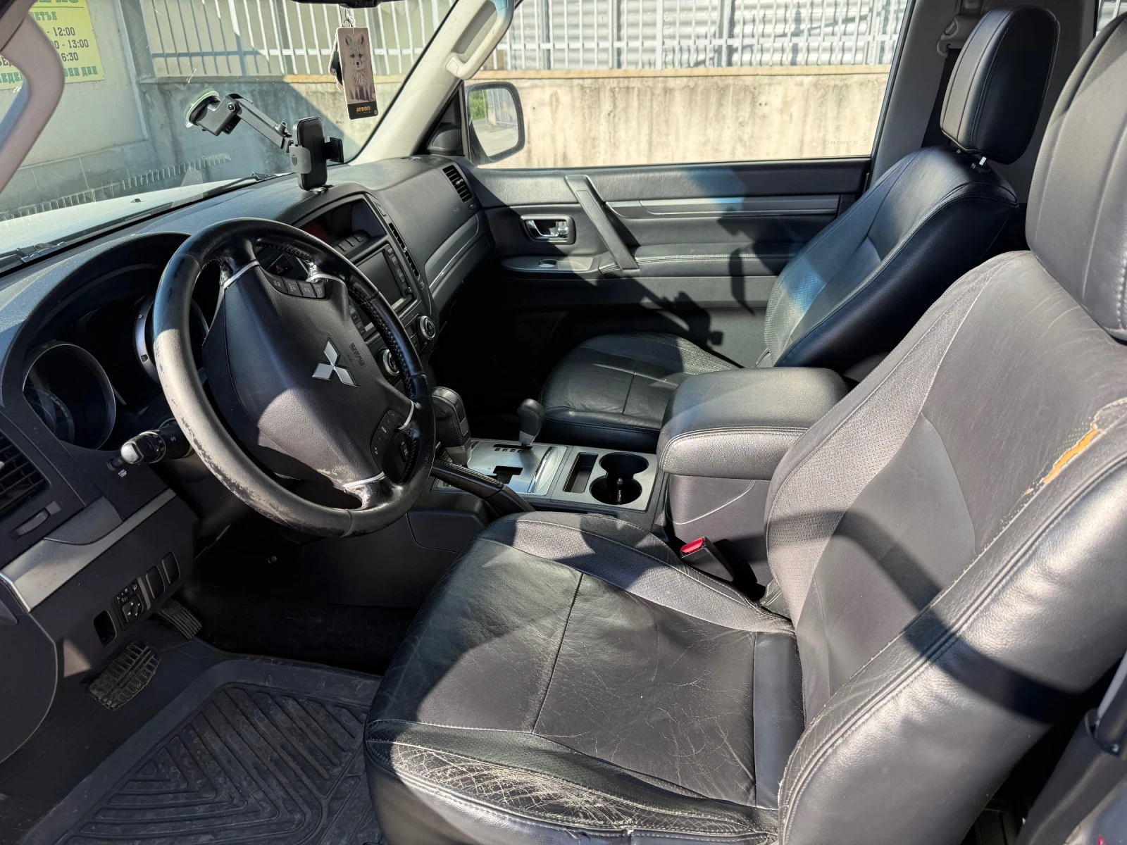 Mitsubishi Pajero, снимка 2 - Автомобили и джипове - 54976265