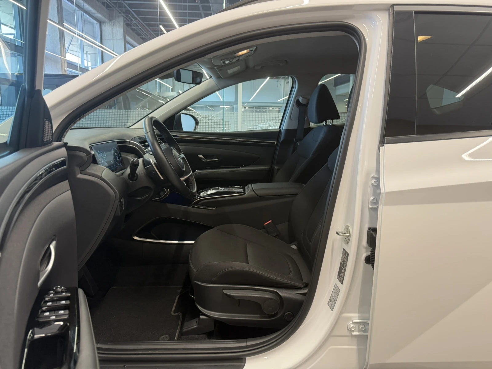 Hyundai Tucson EXCLUSIVE HYBRID, снимка 15 - Автомобили и джипове - 55441964