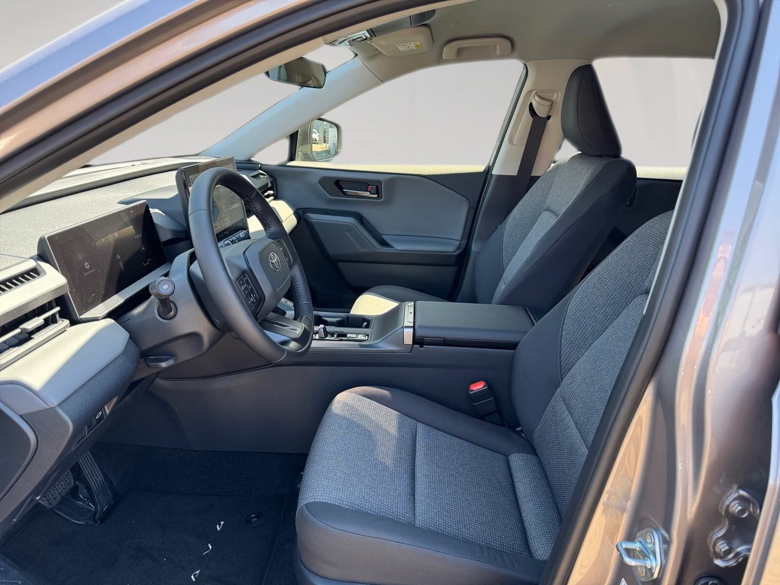 Toyota Rav4 2.5 HYBRID* 4x4* TEAMPLAYER* DISTR* KEYLESS* CAMER, снимка 7 - Автомобили и джипове - 55732959
