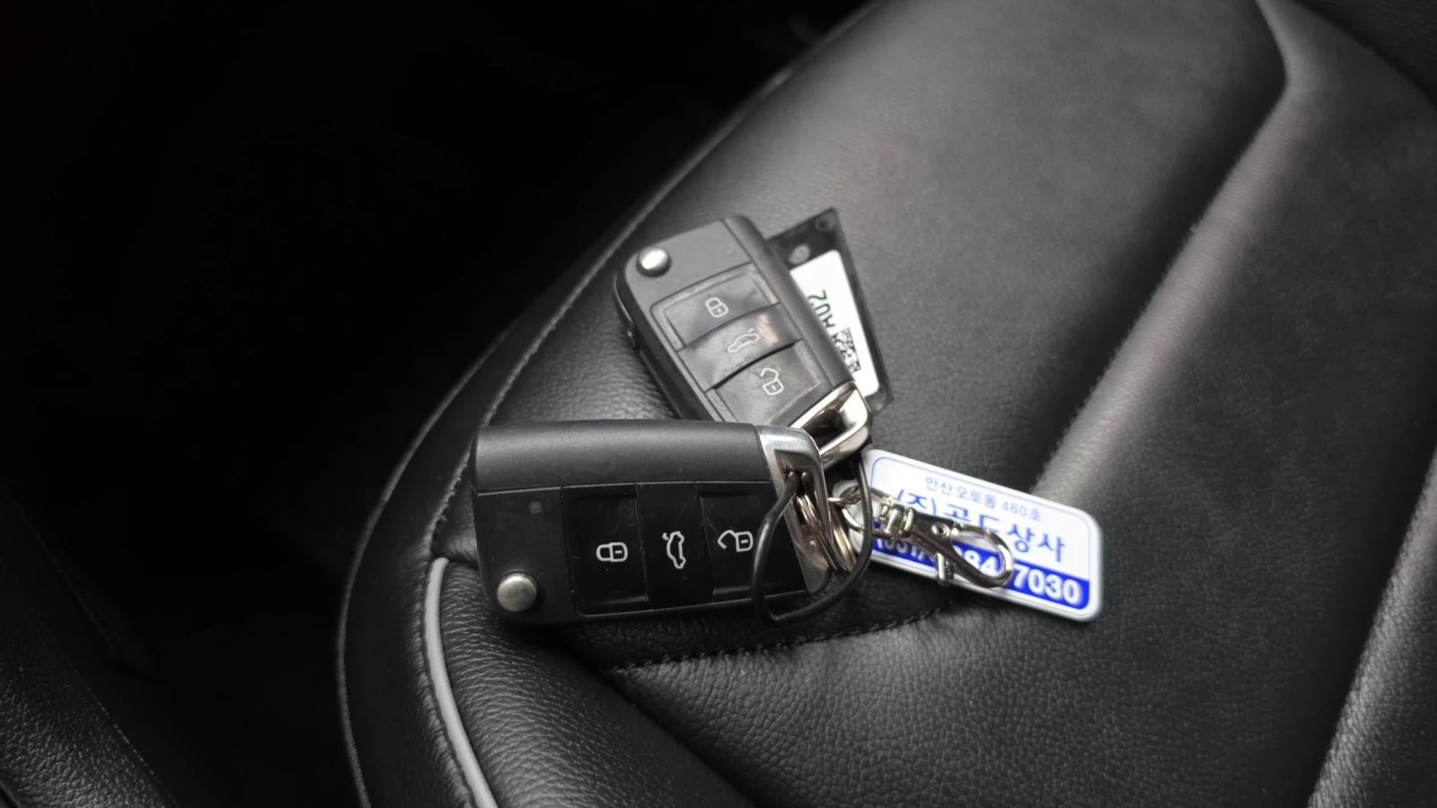 VW Tiguan 2.0 TDI Premium | LED | Адаптив. круиз| Памет| , снимка 15 - Автомобили и джипове - 56070334