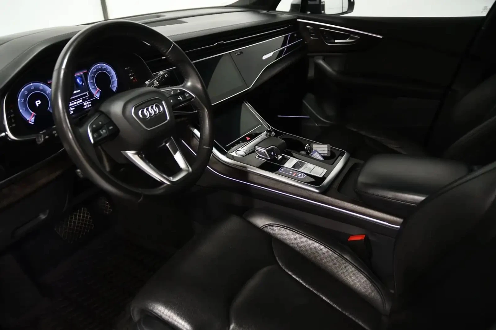 Audi Q7 TECHNIK* S-LINE* МАСАЖ* ОБДУХ* PANO* DIS* MATRIX* , снимка 9 - Автомобили и джипове - 56315411