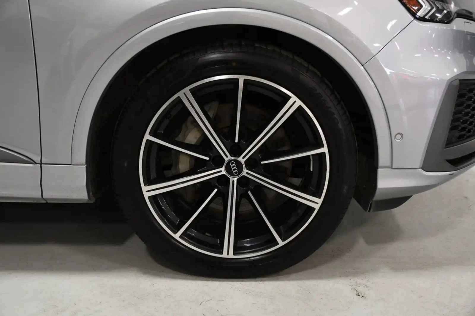 Audi Q7 TECHNIK* S-LINE* МАСАЖ* ОБДУХ* PANO* DIS* MATRIX* , снимка 7 - Автомобили и джипове - 56315411