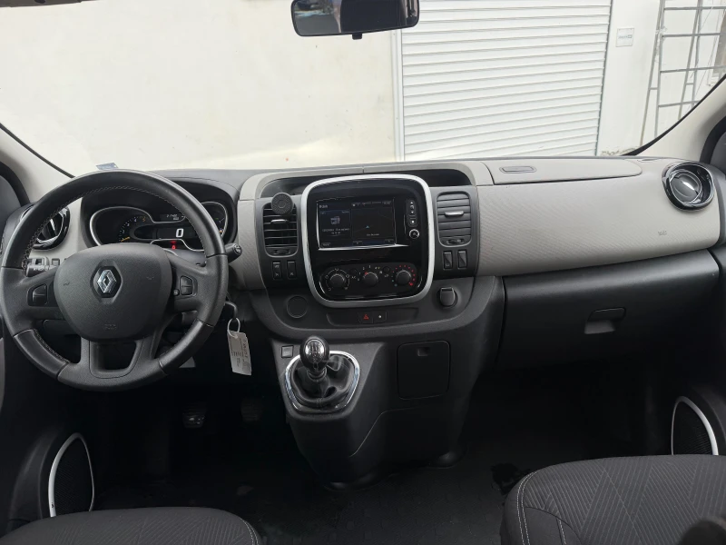 Renault Trafic 1.6DCI, EURO 6 , снимка 10 - Бусове и автобуси - 53047852