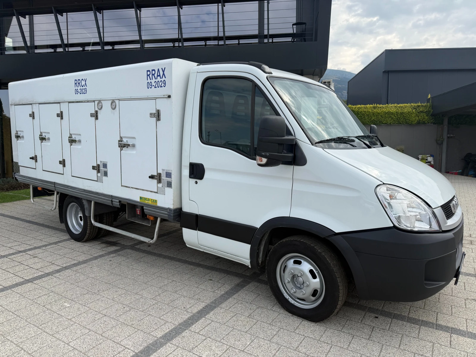 Iveco Daily 35C15 3.0HPI 3.5т. Хладилен - за сладолед Клима , снимка 2 - Бусове и автобуси - 55395287