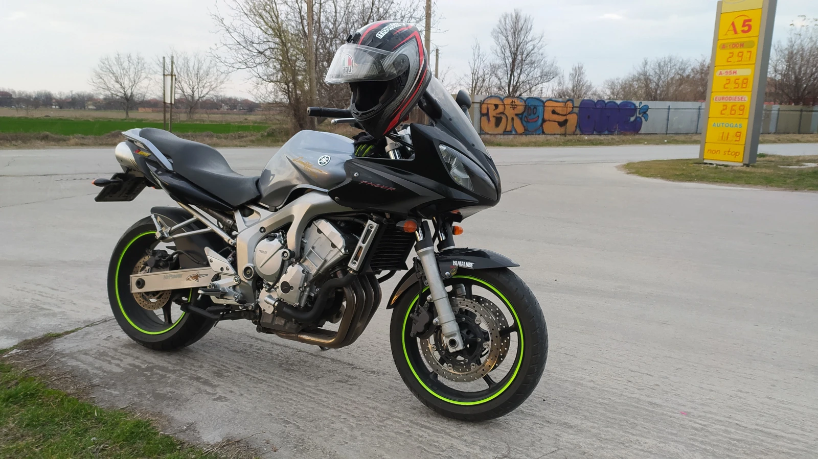 Yamaha FZ6 Fazer
