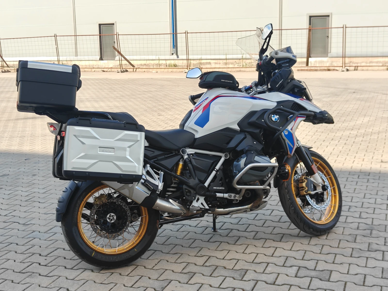 BMW R R1250 GS KEYLESS ANDROID AUTO FULL, снимка 17 - Мотоциклети и мототехника - 54570749