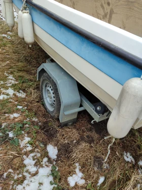 Лодка Собствено производство Delfin 4.5, снимка 10 - Воден транспорт - 53105241