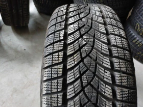 Гуми Зимни 235/55R17, снимка 2