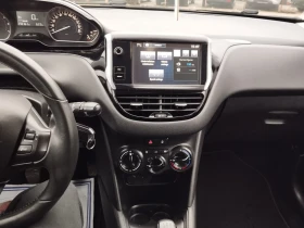 Peugeot 208 1.2i Face euro 6, снимка 13