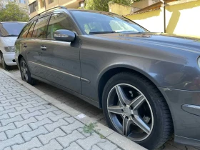 Обява за продажба на Mercedes-Benz E 320 7G tronic УНИКАТ ~11 999 лв. - изображение 1