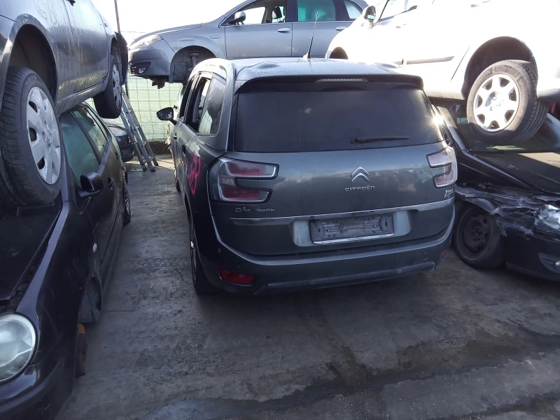 Citroen Grand C4 Picasso 1.6 hdi 9h05, снимка 4 - Автомобили и джипове - 45613935