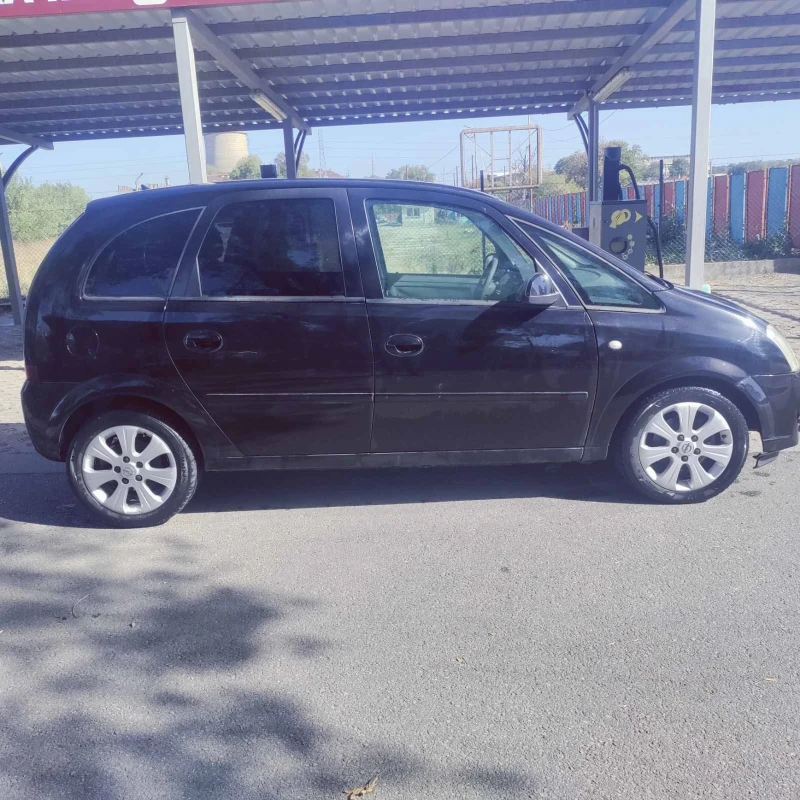 Opel Meriva 1.7cdti, снимка 3 - Автомобили и джипове - 46947694