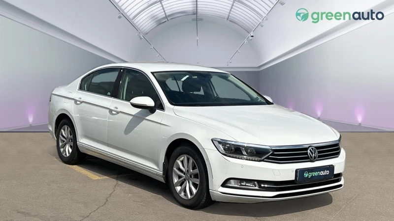 VW Passat 2.0 TDi DSG, снимка 8 - Автомобили и джипове - 47077410