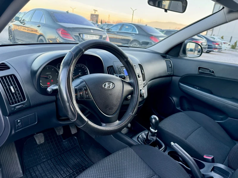 Hyundai I30 1.6CRDI, снимка 7 - Автомобили и джипове - 48116336