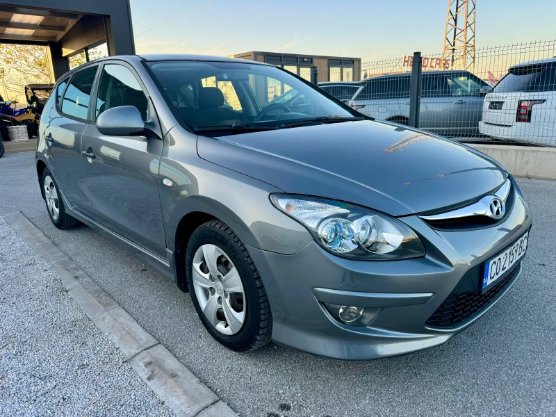 Hyundai I30 1.6CRDI, снимка 1 - Автомобили и джипове - 48116336