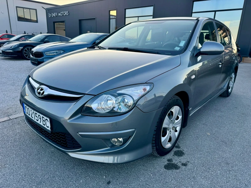 Hyundai I30 1.6CRDI, снимка 3 - Автомобили и джипове - 48116336